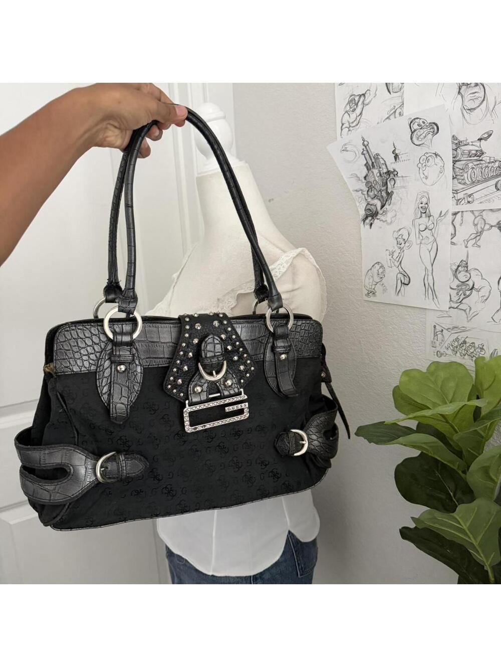 Guess shoulder bag